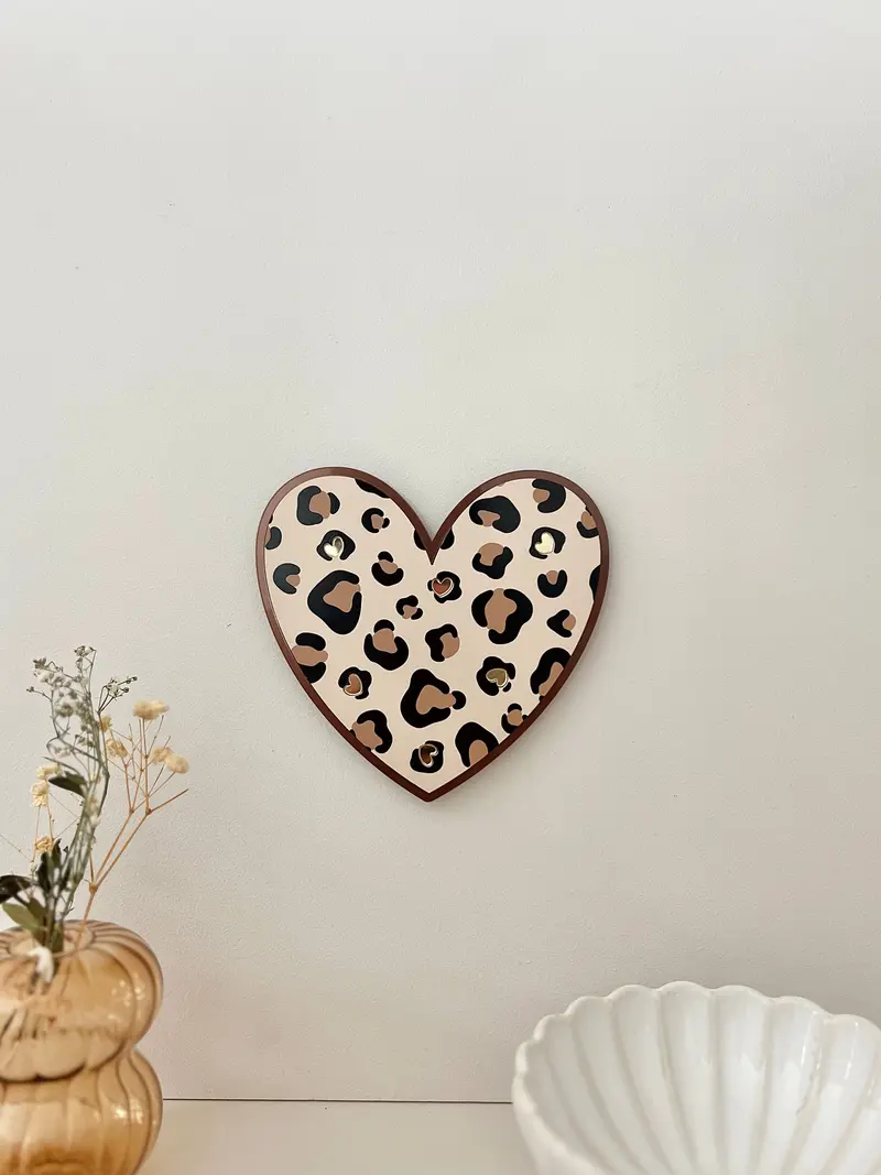 Bijou de mur - Joli coeur léopard