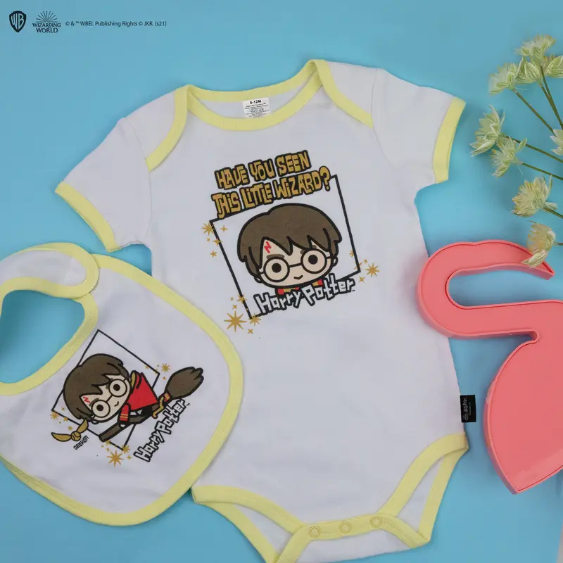 *Body pour bébé et son bavoir Petit Sorcier