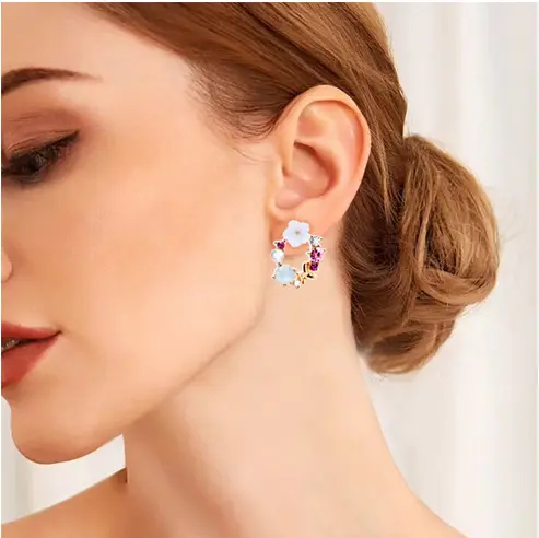 Boucles d'Oreilles Papillon perles artificielles