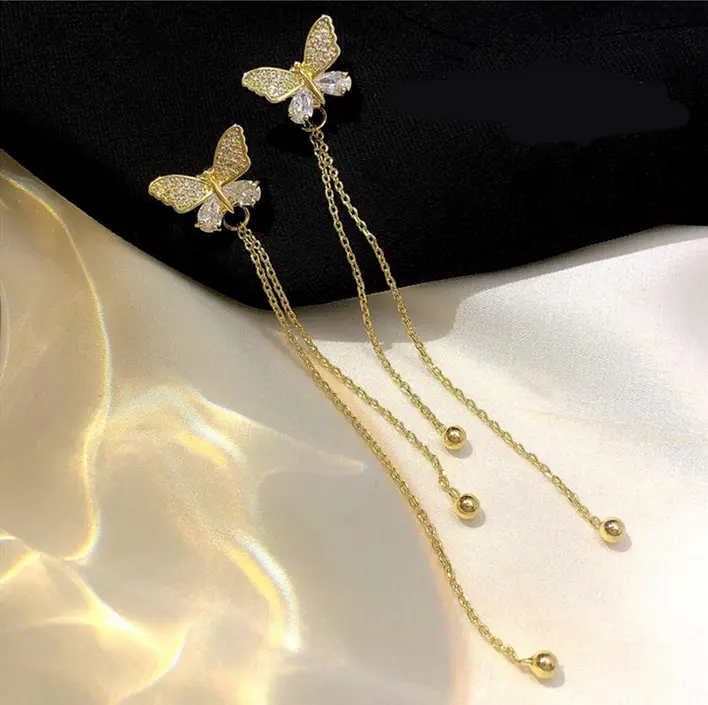 Boucles d'Oreilles Pendantes avec Papillon