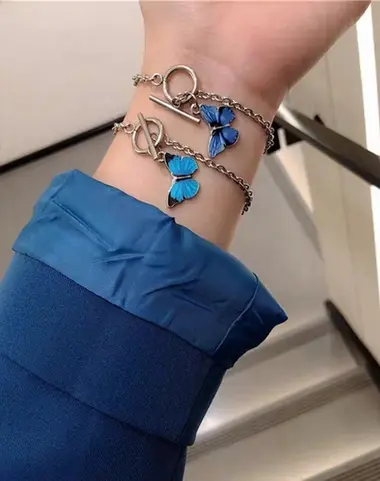 Bracelet argenté avec Papillon