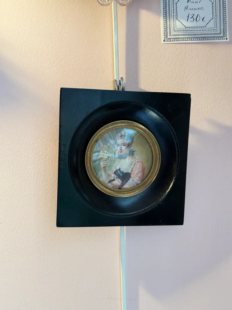Cadre Napoléon III femme chat