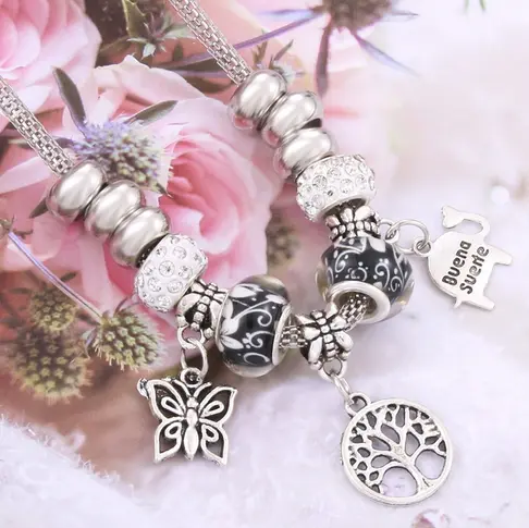 Collier Arbre de Vie Papillon