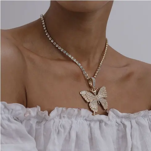 Collier avec Papillon