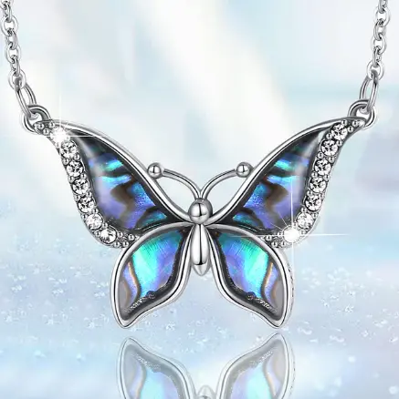 Collier Papillon Majestueux