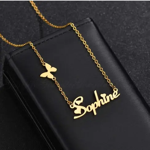 Collier Prénom Papillon
