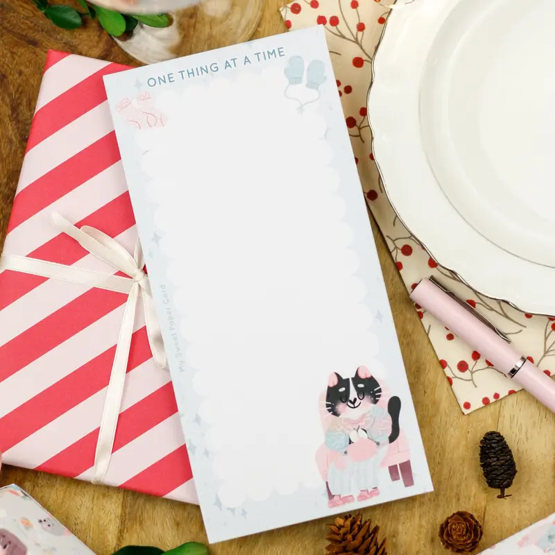Cosy cat to do list notepad - One thing at a time