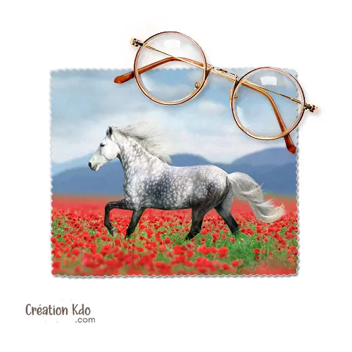 Essuie-lunette avec photo d'un cheval gris dans les coquelicots, microfibre Chiffonnette petit chiffon