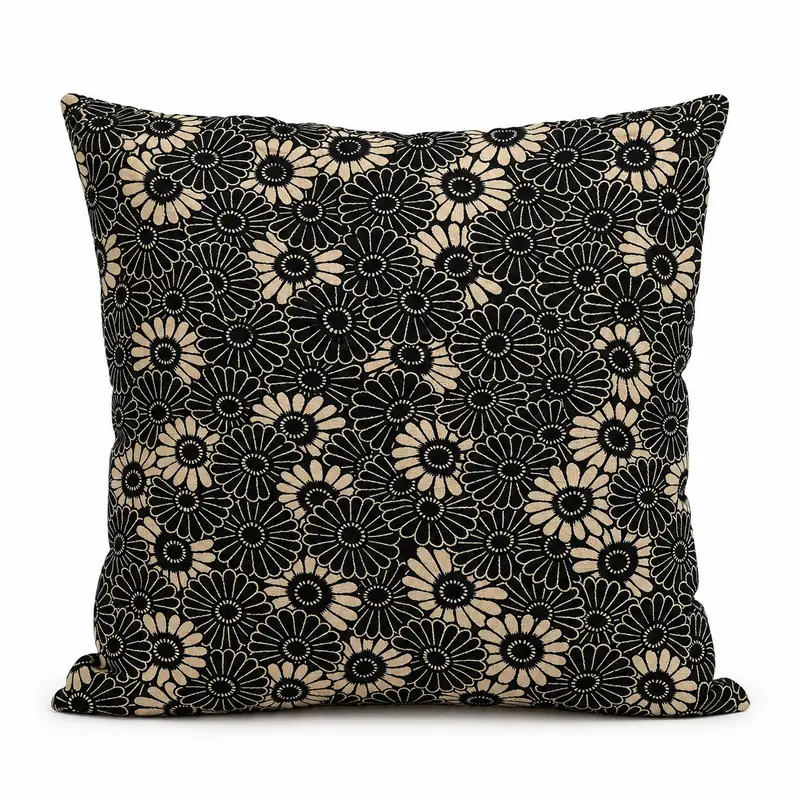 Funda de Cojín Japonesa Kikuzukushi Negra - 45x45 cm