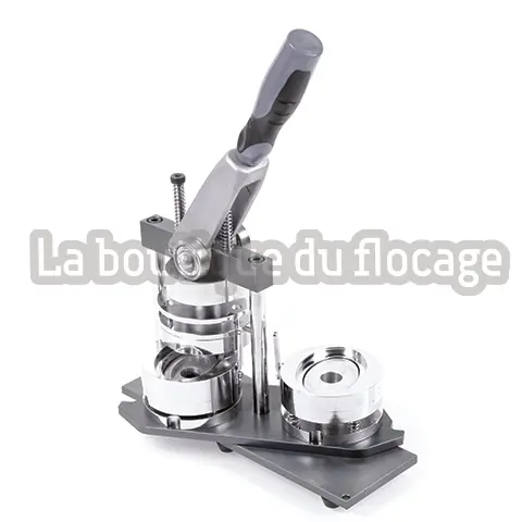 Machine à badge ovale