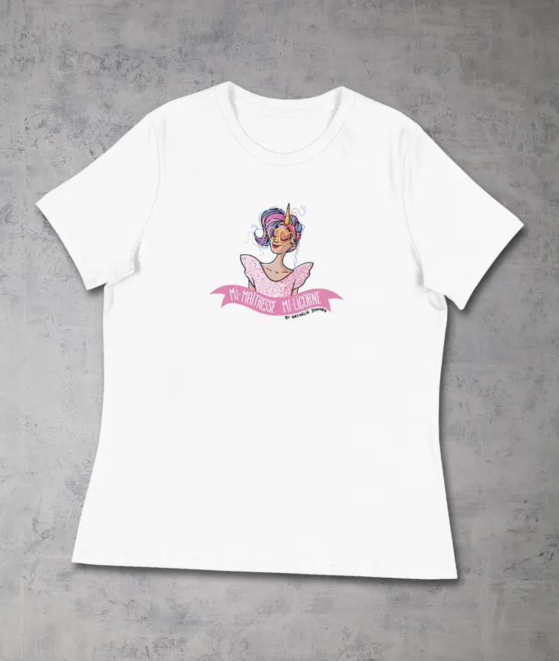 Mi-Maîtresse Mi-Licorne by Nathalie Jomard - T-shirt décontracté pour Femme