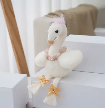 Peluche Flamant Rose Danseuse Doré