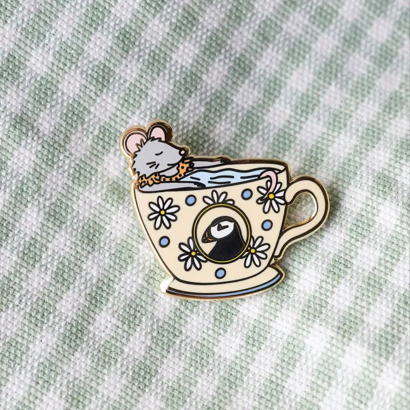 Pin's "Tasse d'été" - Accessoire