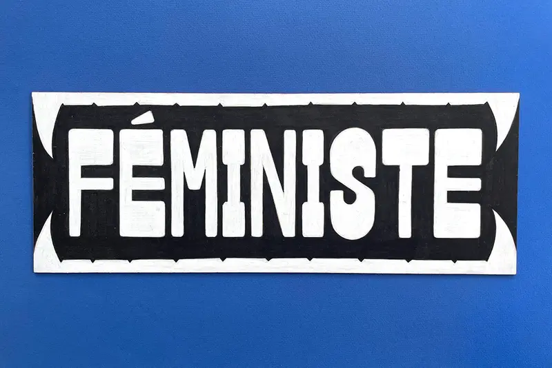 Plaque Féministe peinte à la main