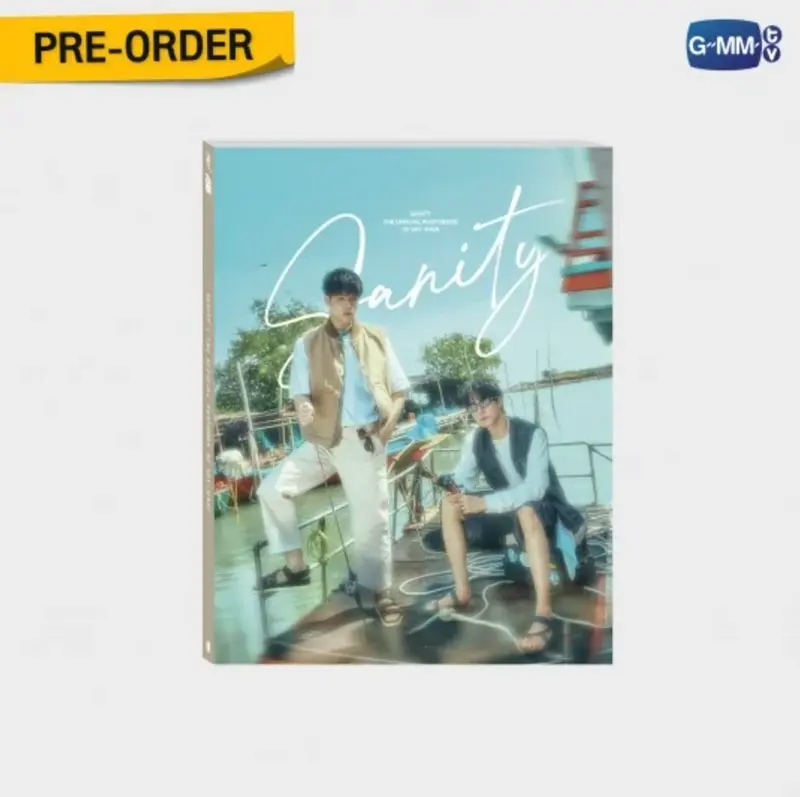 Précommande - SANITY THE OFFICIAL PHOTOBOOK OF SKY-NANI